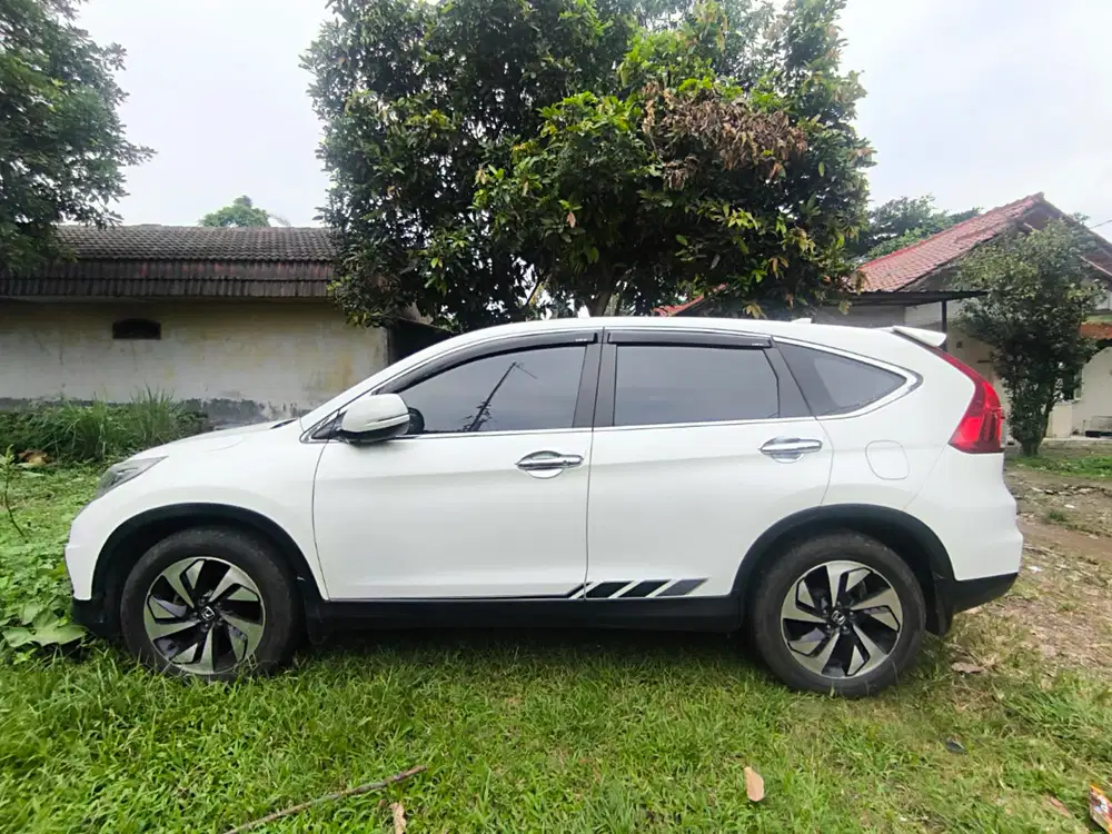 CR-V 2.4 PRESTIGE AUDIO FENDER PUTIH