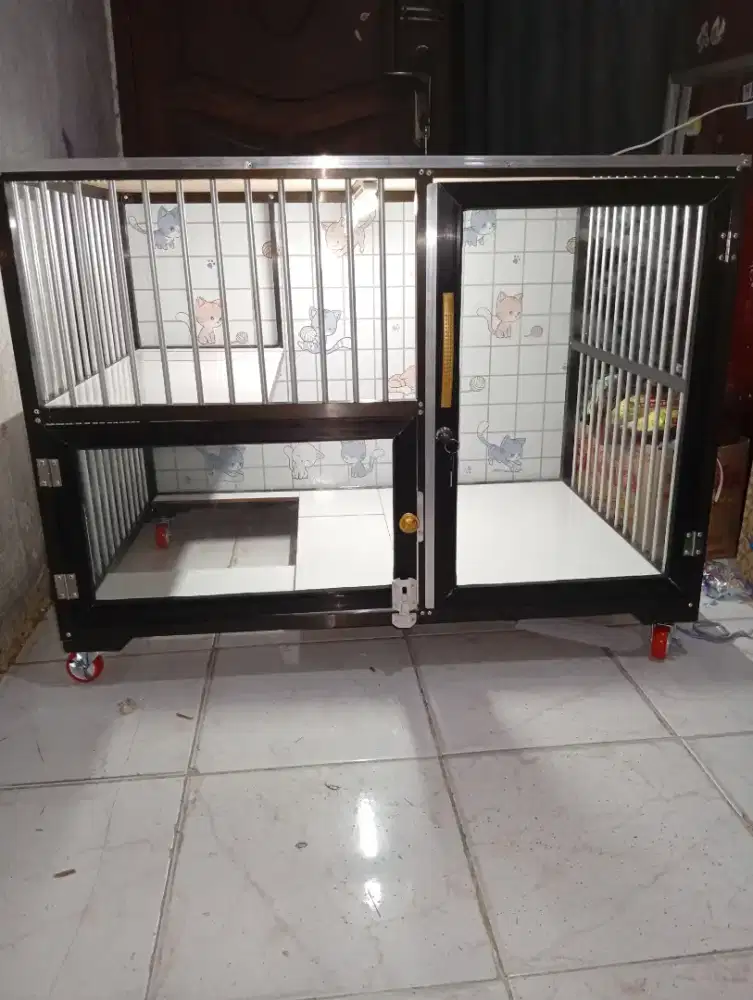 Kandang kucing alumunium brown