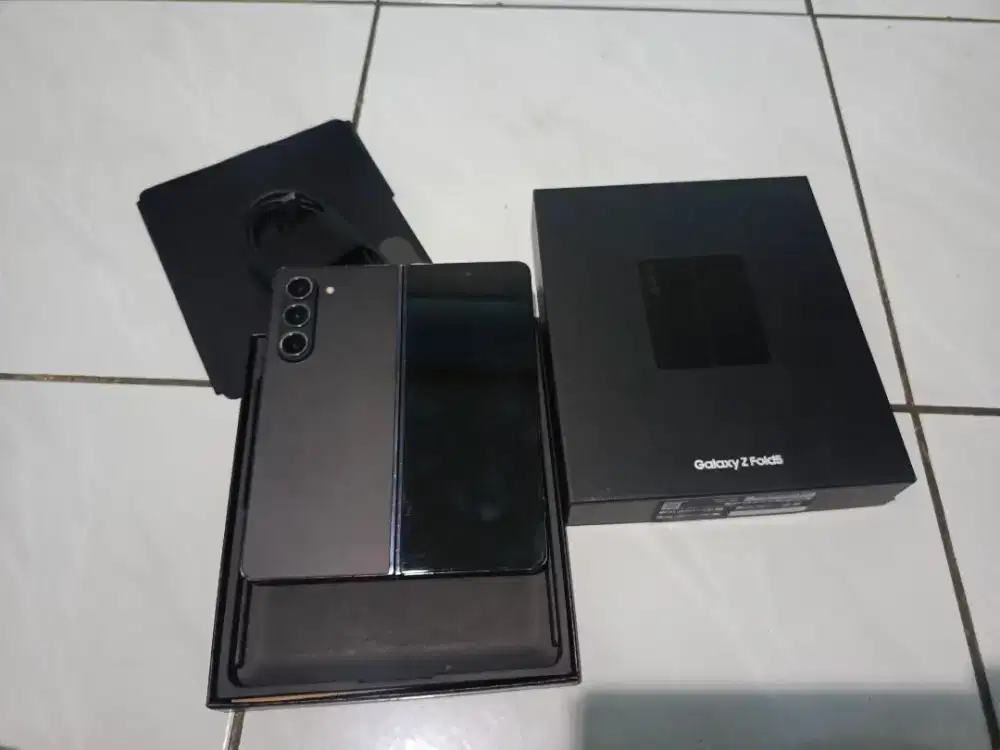 Samsung z fold 5 ram 12/256 gb second sein