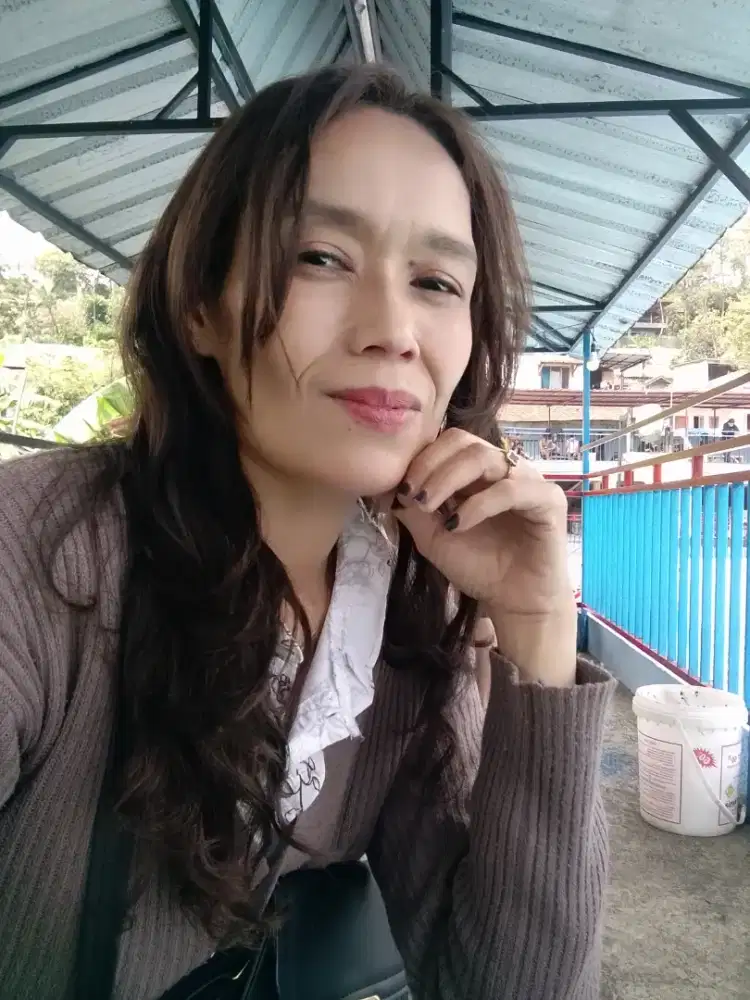 Sedang mencari lowongan pekerjaan