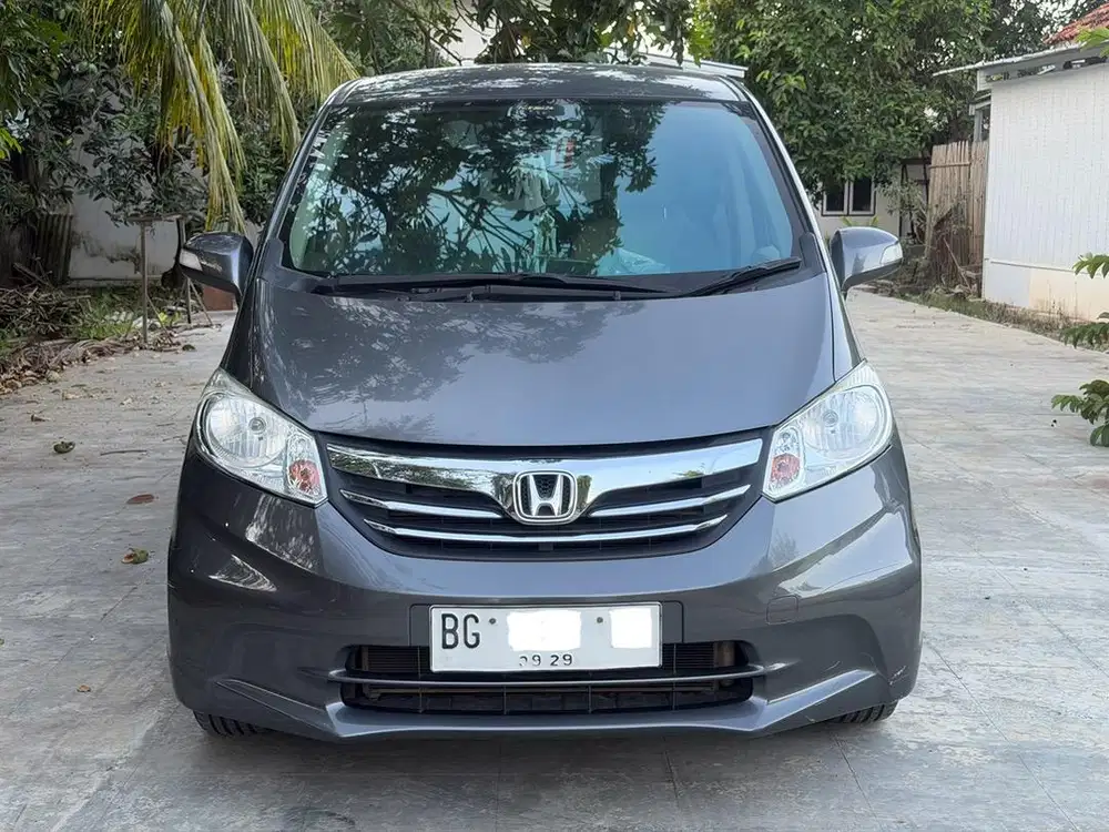 Honda Freed S AT 2014 Low KM