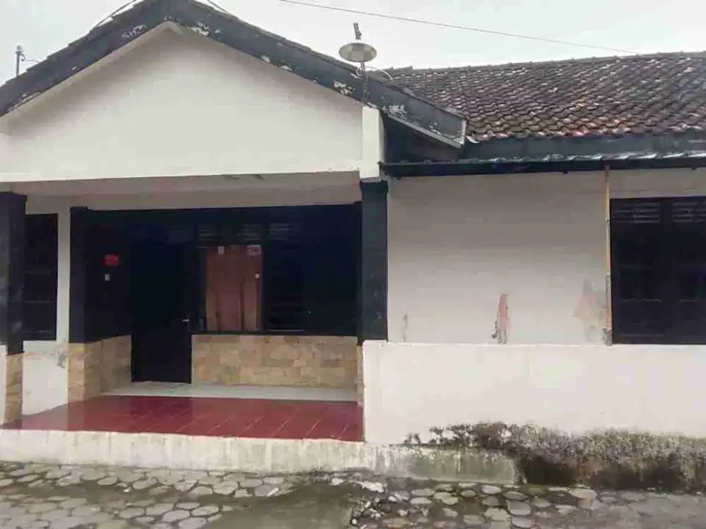 RUMAH KONTRAKAN DI JL CANDI GEBANG UTARA PAMELA 6 SUPERMARKET DAN DEKAT KAMPUS AMIKOM DAN UPN CONDONGCATUR