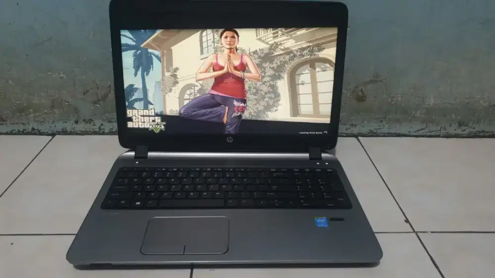Hp Slim Core i5Gen5 Ram8gb Layar 15,6 Full Aplikasi Desain