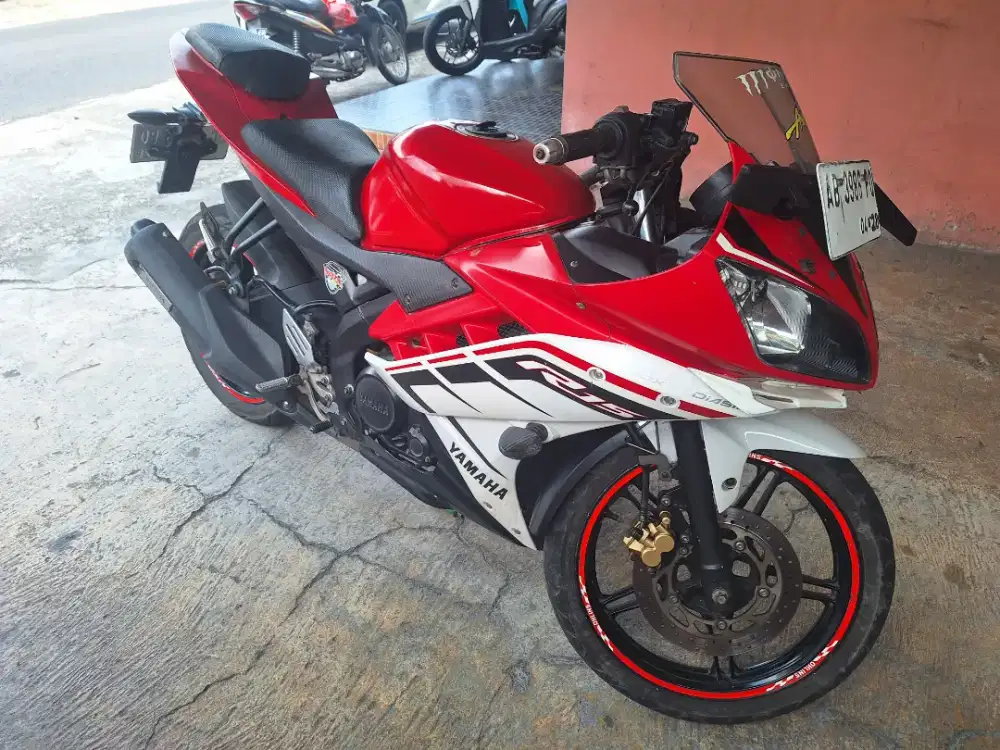 R15 2016 low km pajak baru termurah se DIY