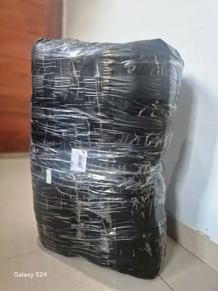 Pempers 4 XL Model Celana