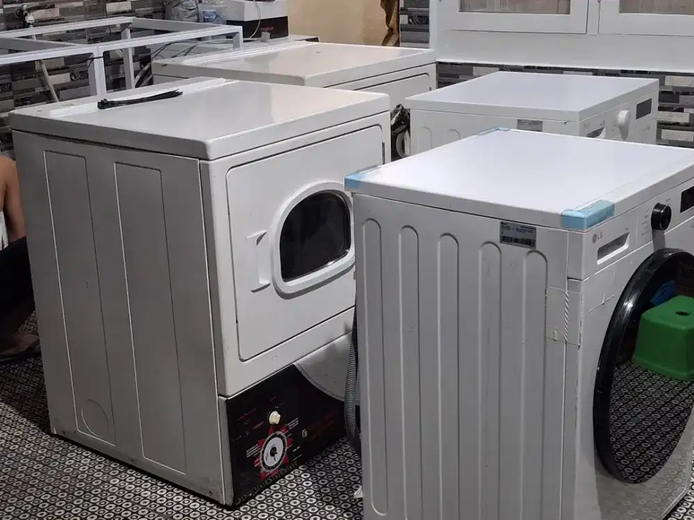 DIBUTUHKAN SEGERA, PRIA/ WANITA DENGAN PENGALAMAN LAUNDRY