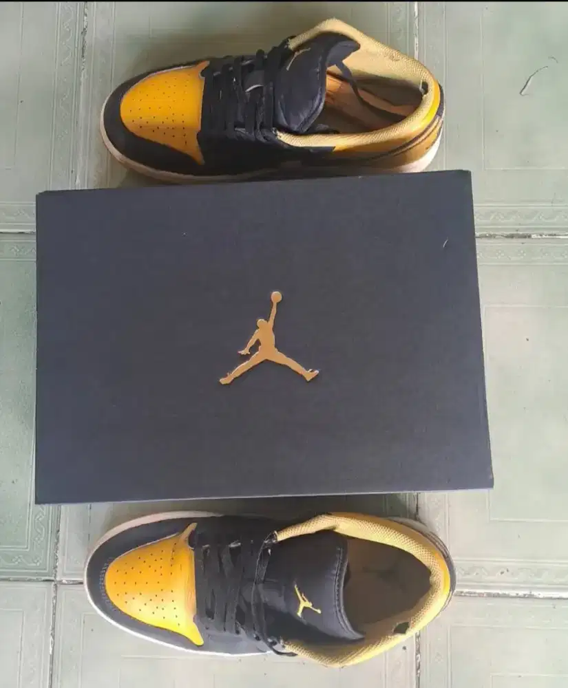 Nike Air Jordan Low 1 Ocre Yellow Original