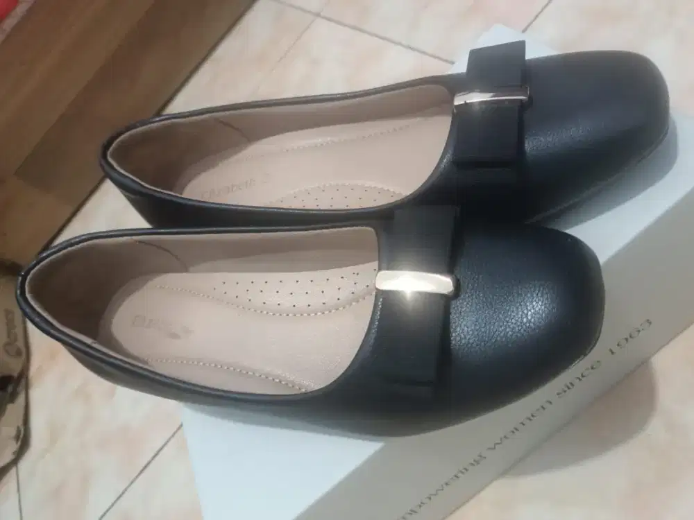 Sepatu pantofel Elizabeth