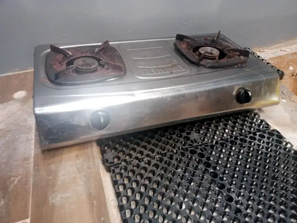 Kompor gas 2 tungku