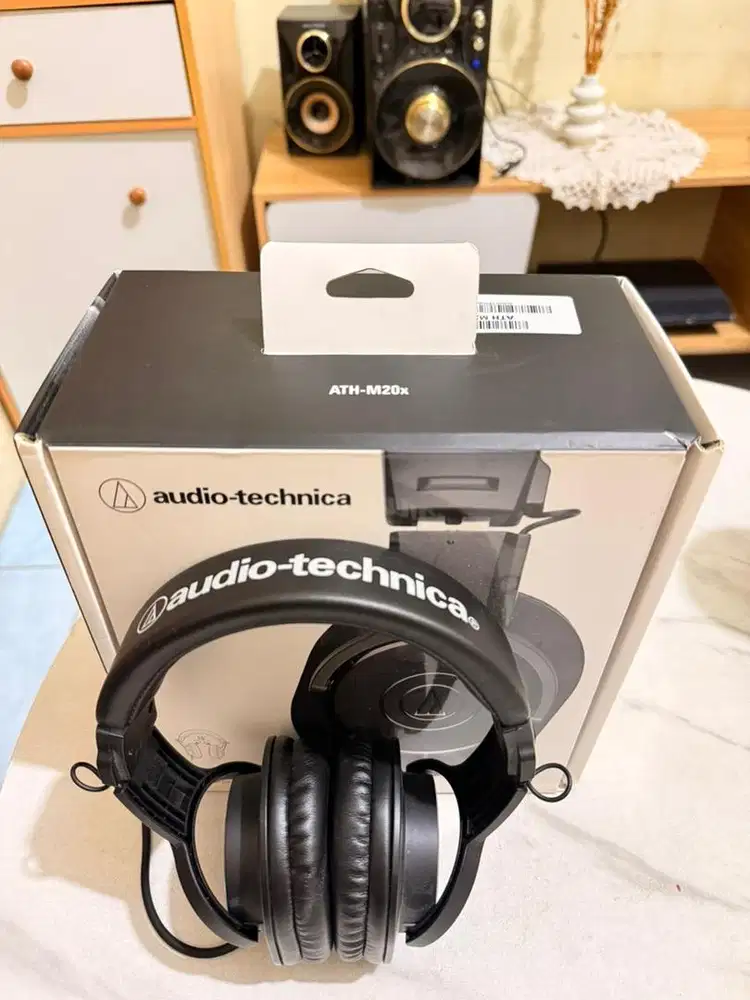 Headphone audio technica  Seri : M20x