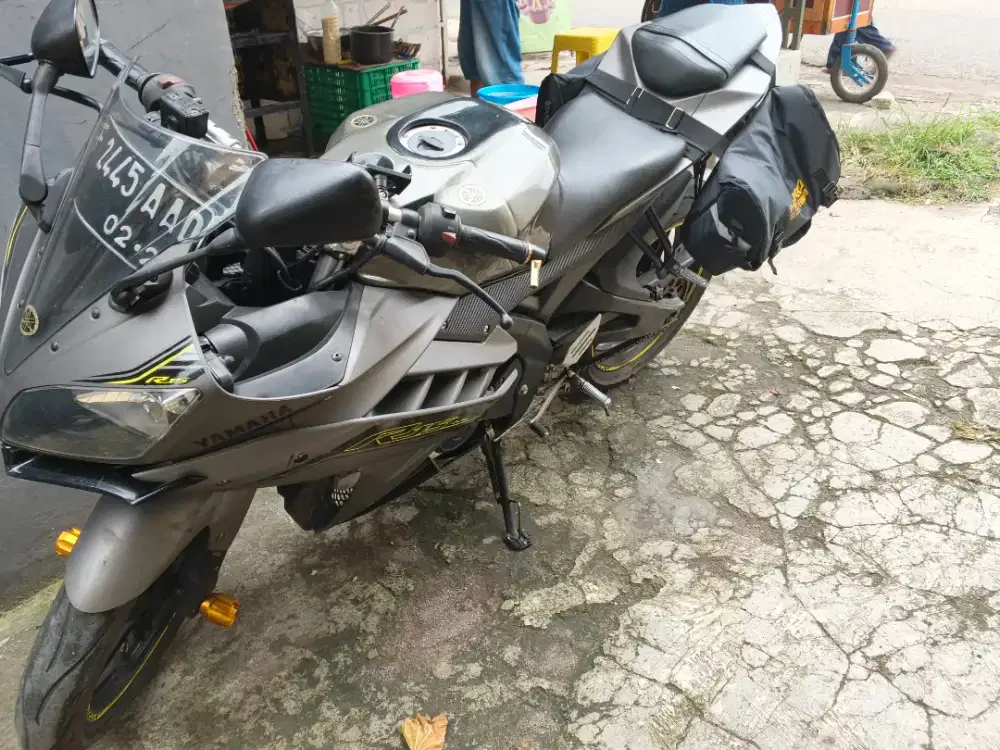 Lepas sayang R15 V2, tinggal gas.