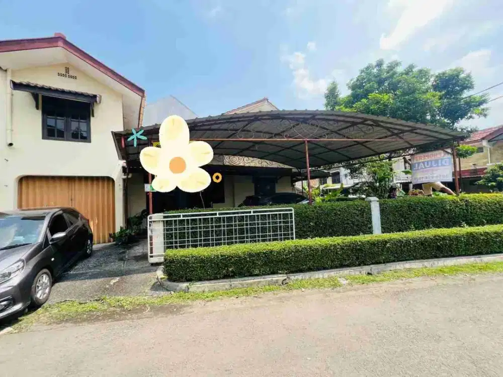Jual rumah di Hook.Strategis di Taman Cimanggu.