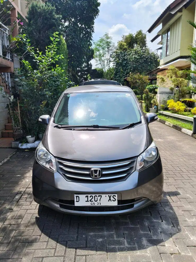 Honda Freed PSD 2011