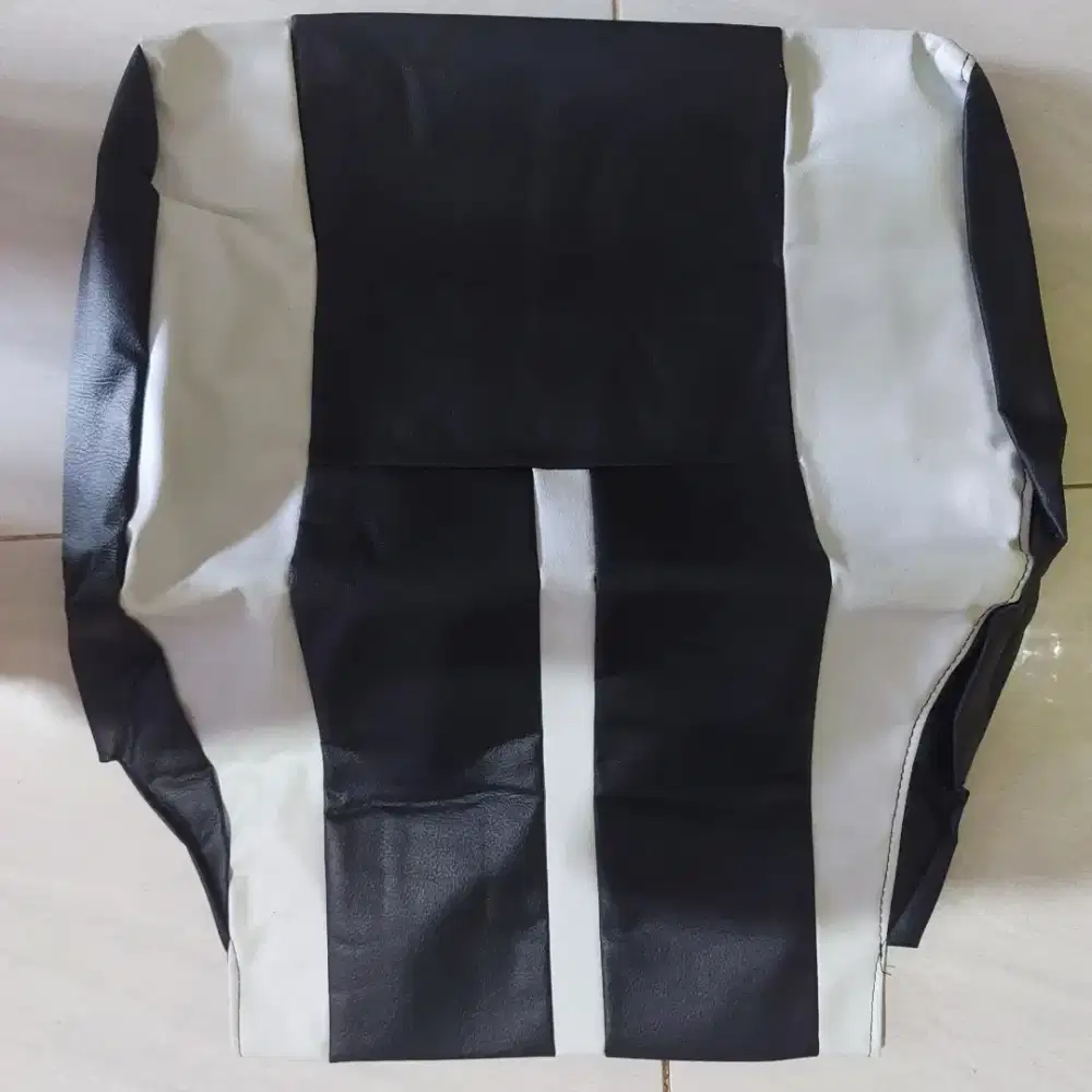 Cover jok toyota rush