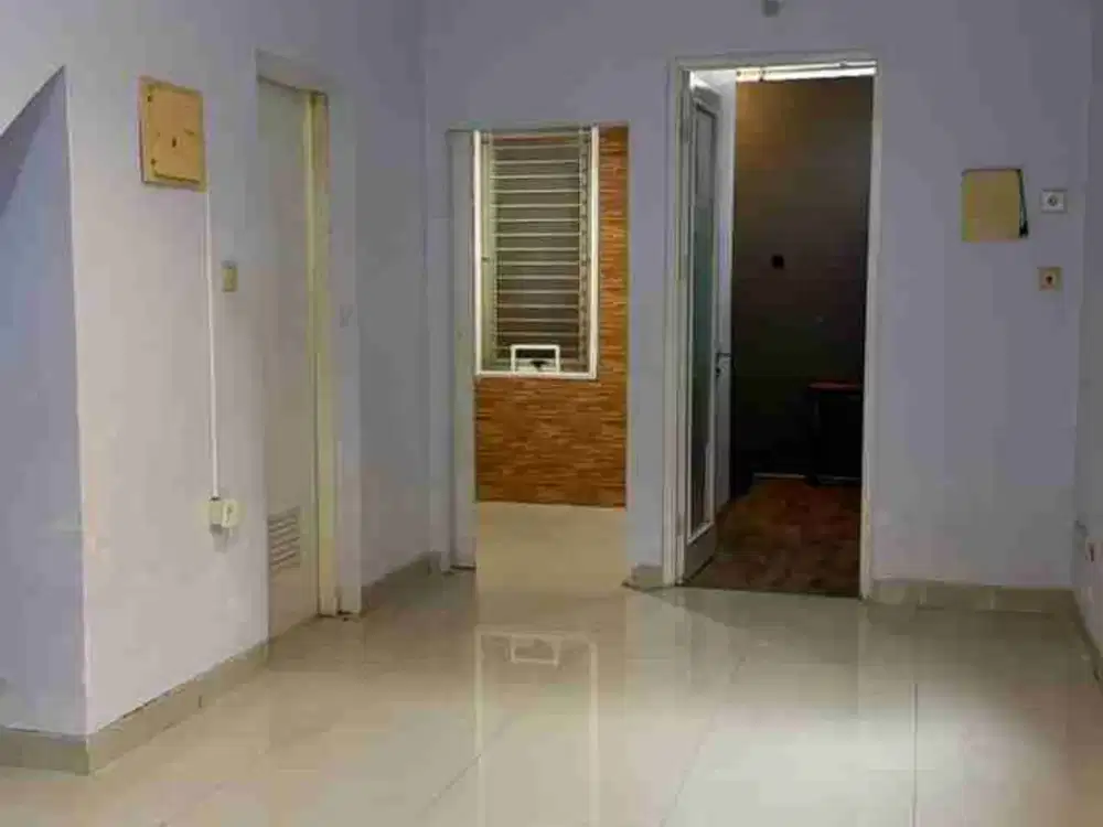 Disewakan rumah rapih siap huni ada AC dan WH di Residence One-Bsd City