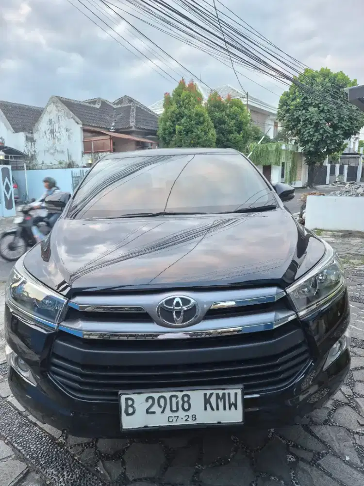 Toyota Innova G Bensin Matic 2019 Low Km