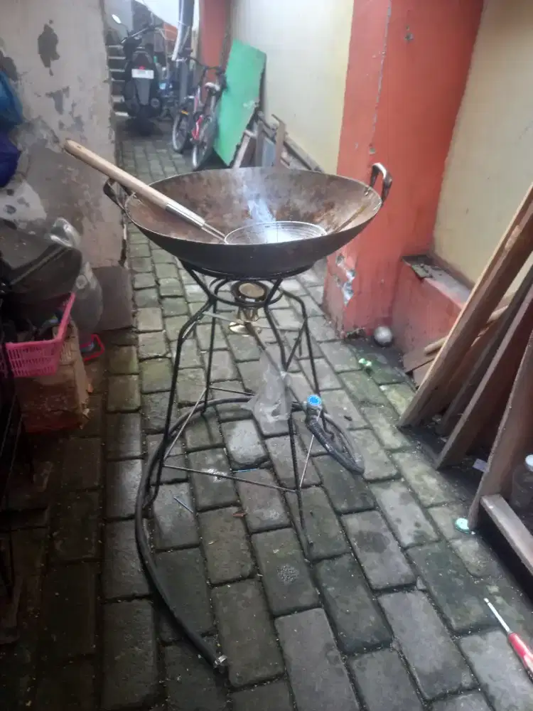 Jagrak Kompor Jos 1 set wajan bahan baja