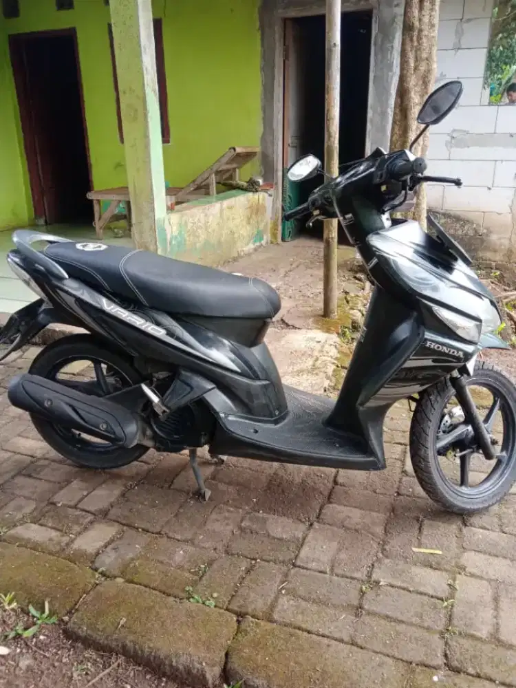 Vario karbu 110 cc tahun 2010