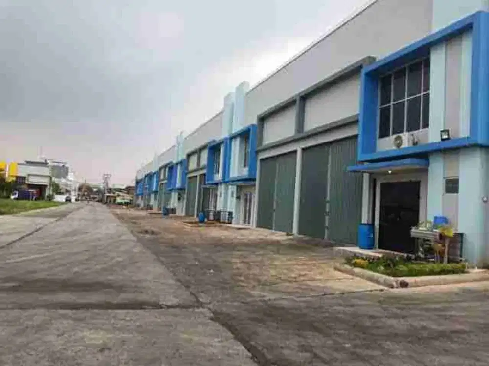 Disewakan Gudang siap pakai dan  Bersih Pergudangan Bizhub Tambun,.