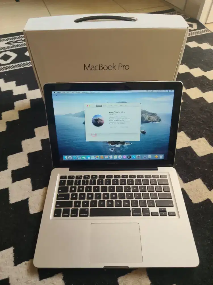 Macbook Pro 2012 Intel Core i5 ram 16Gb SSD 512Gb like new no minus