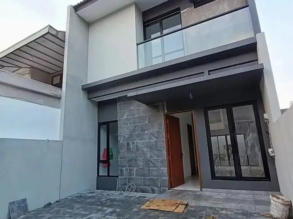CIJAGRA, DEKAT GRIYA, BUAH BATU. RUMAH BARU 2 LANTAI SIAP HUNI DI KOTA BANDUNG