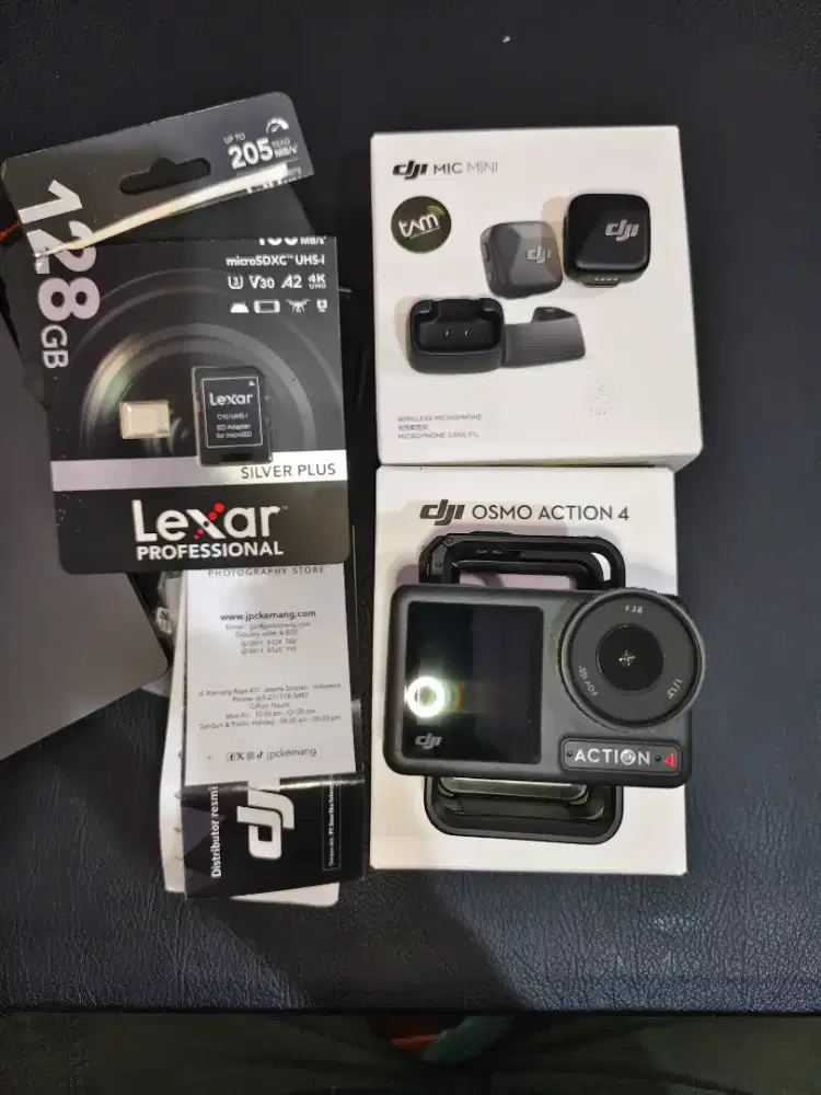 DJI Osmo Action 4 - DJI Mic Mini - Lexar Silver Plus 128 GB