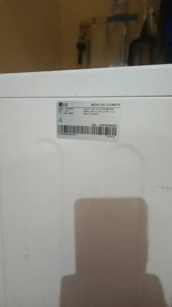 Mesin cuci laundry merek LG