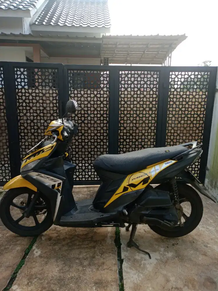 Dijual Motor Matic Mio M3 Kuning Tahun 2015