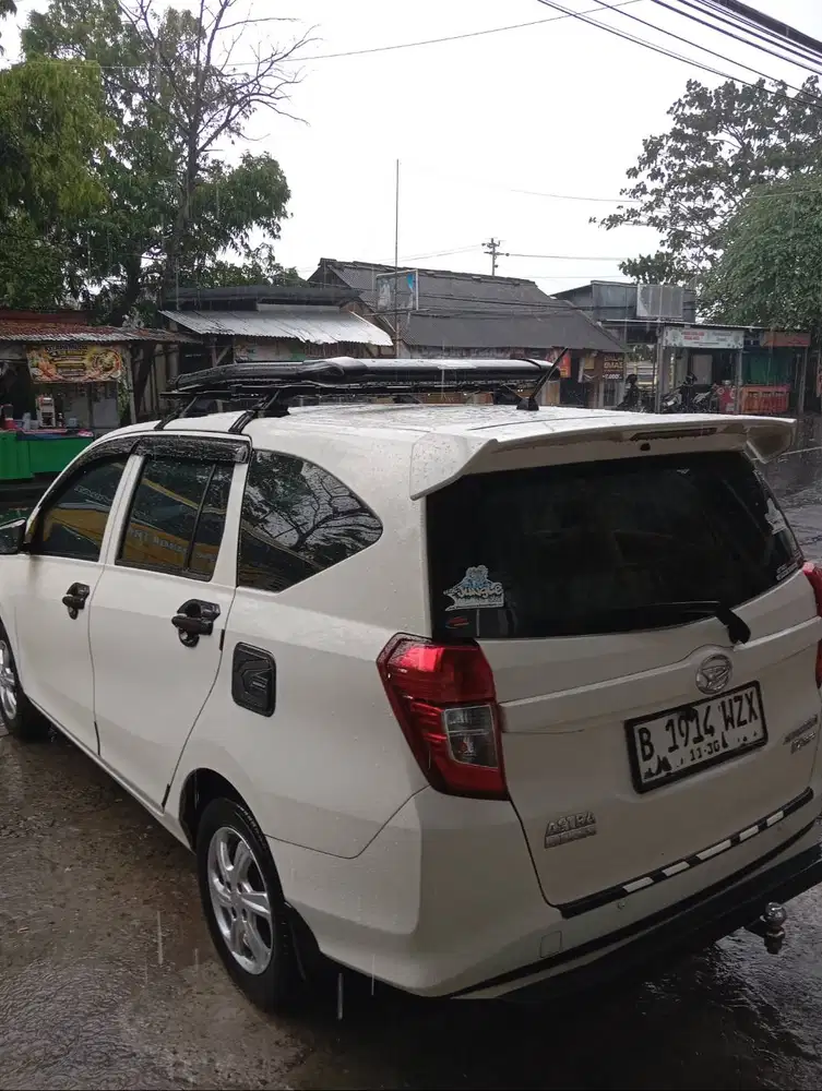 Rental mobil dan driver