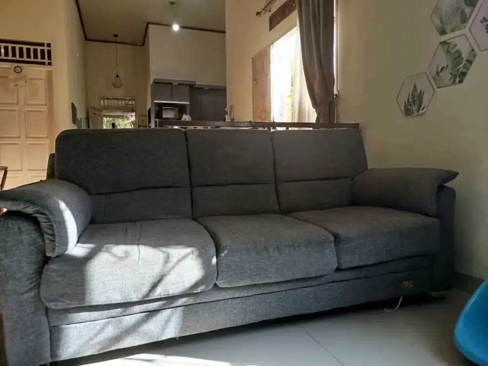 Sofa merek procella 3 seat bisa nego