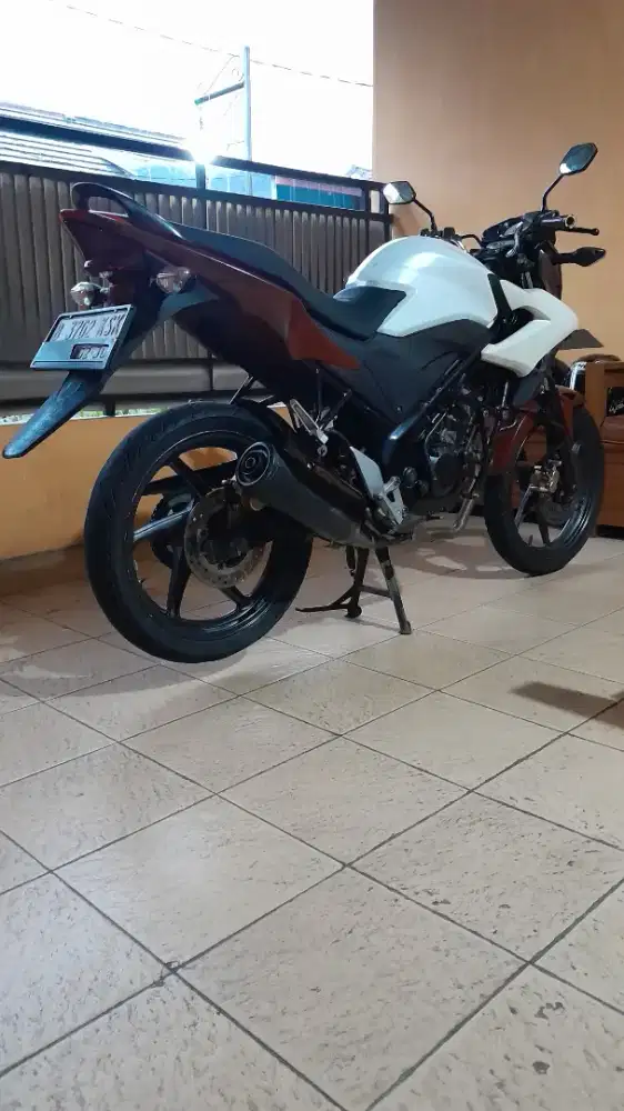 Honda cb 150r streetfighter lengkap