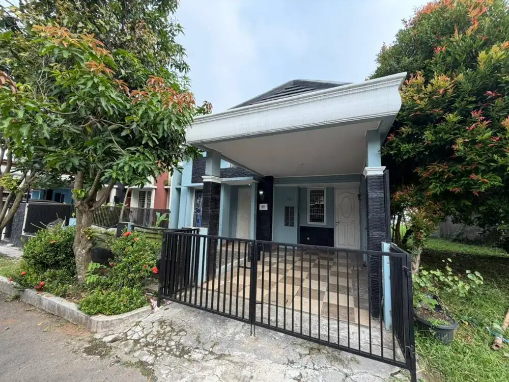 Disewakan rumah murah di Serpong Park Cluster Amethyst