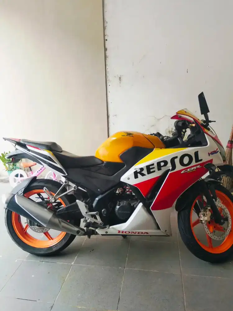 Motor CBR 150R 2015 Mulus