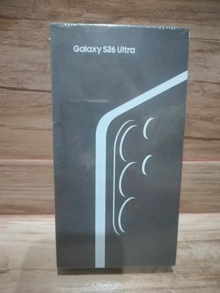 Samsung Galaxy S26 Ultra 256GB. Baru, Masih Segel. Hadiah Kantor.