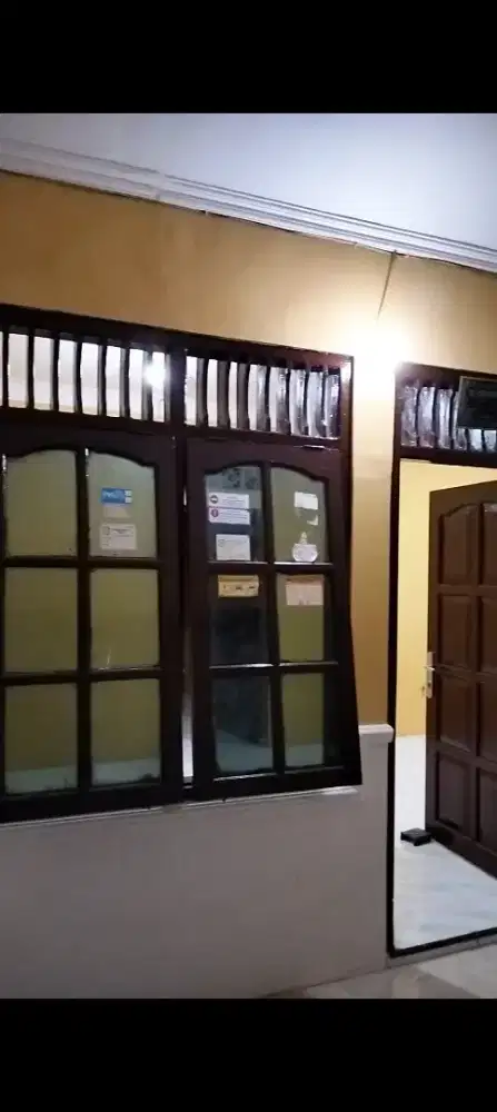 Dikontrakkan/Kos Putri