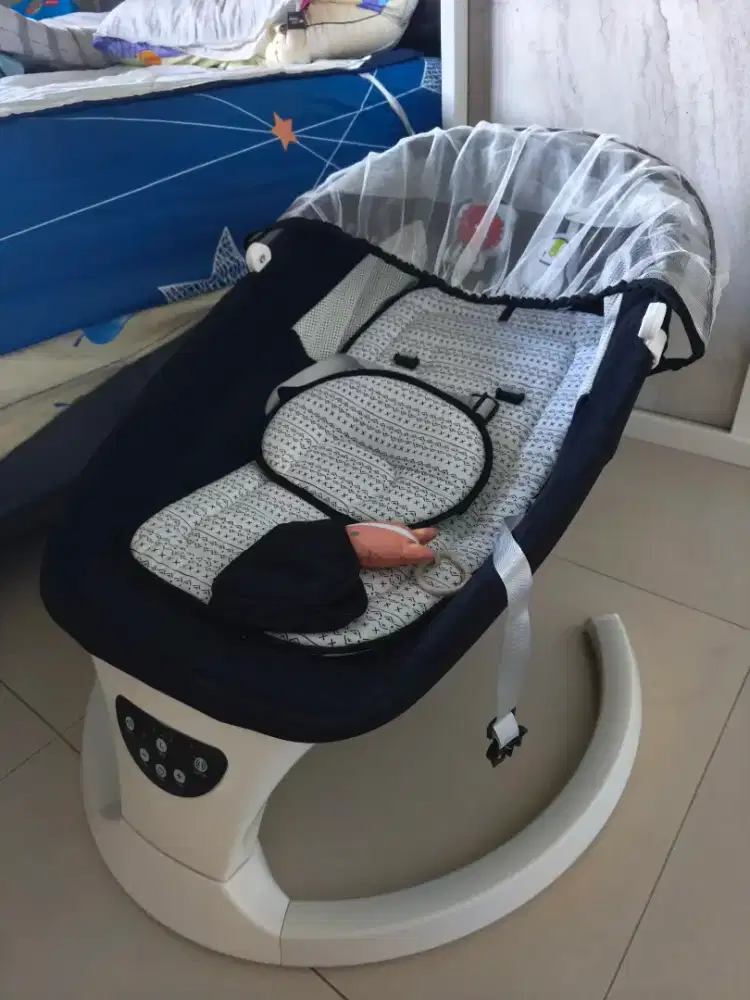 Sugar Baby Hug Me Swing Chair