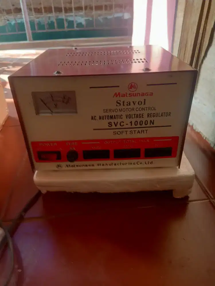 Stabilizer Matsunaga stavol SVC 1000V-1000VA like new