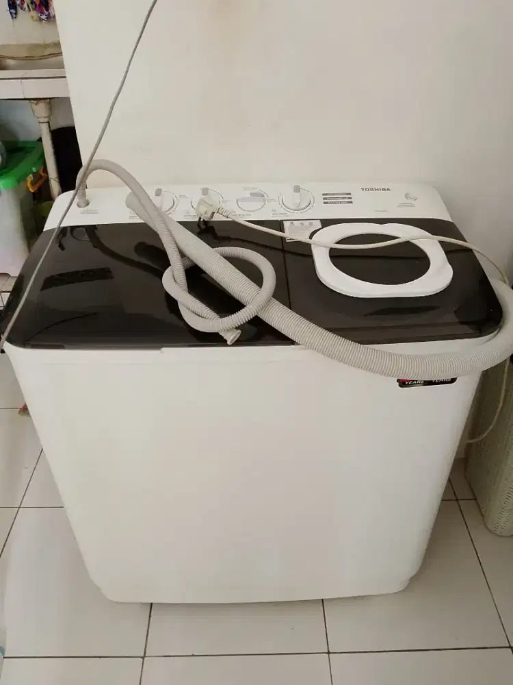 Mesin cuci Toshiba 2 tabung