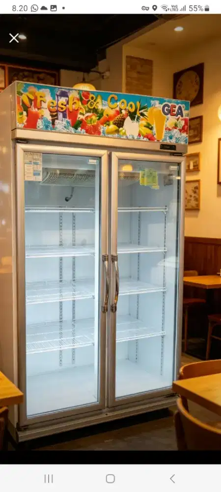 showcase 2 pintu GEA