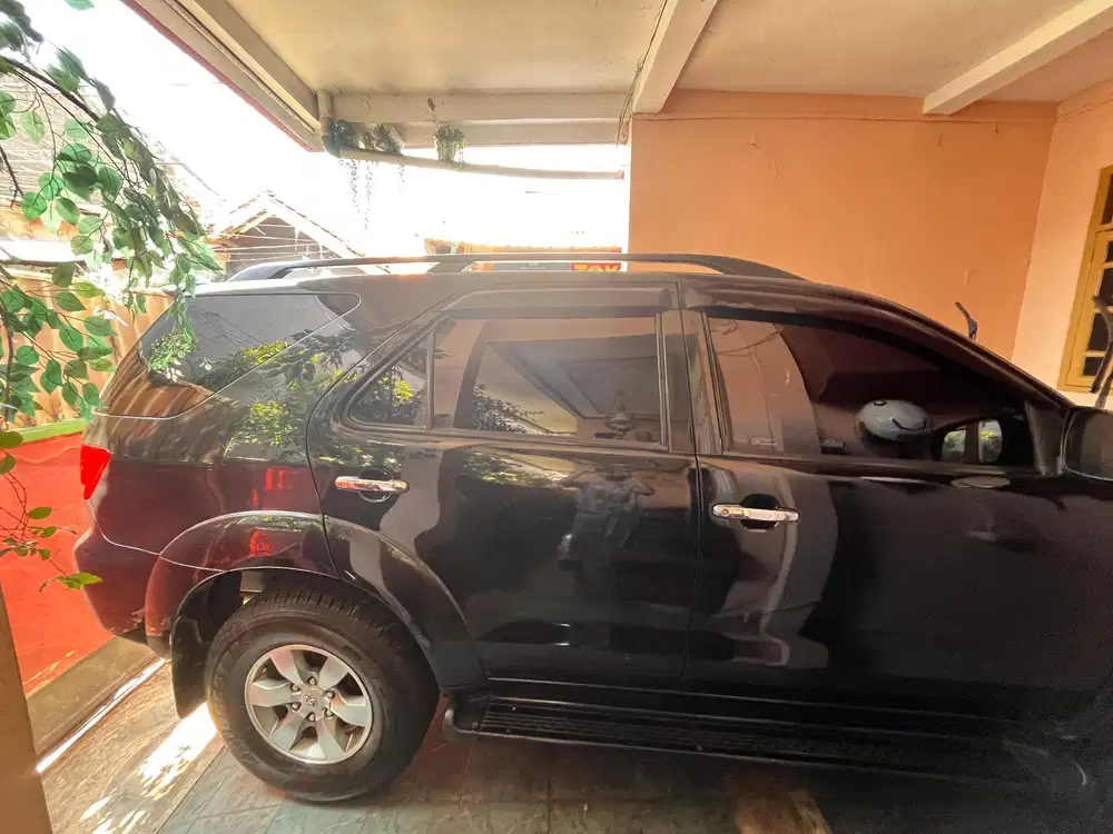 Toyota Fortuner 2005 Bensin