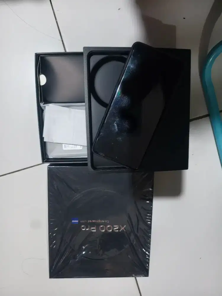 ViVo X200 pro second setahun