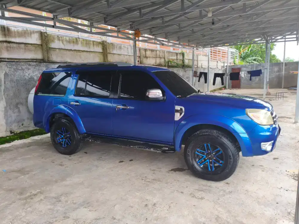 Ford Everest 2010
