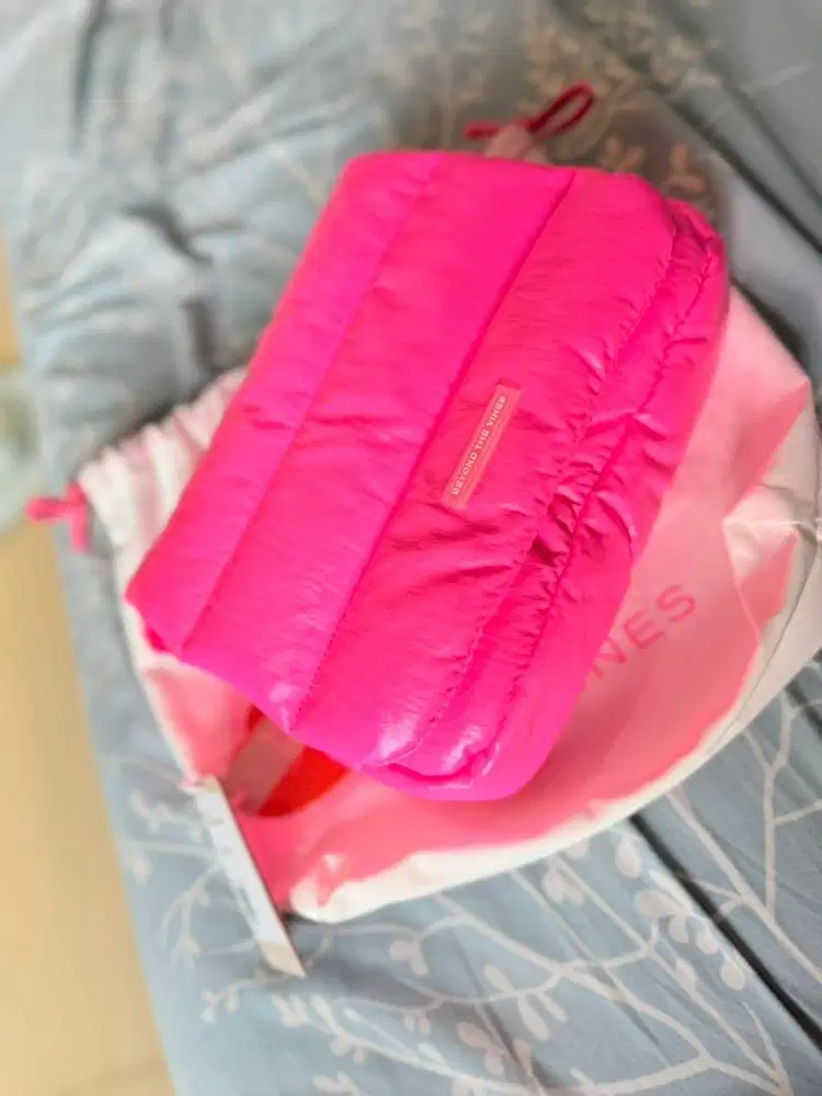 Beyond The Vines Glazed Poofy Bag