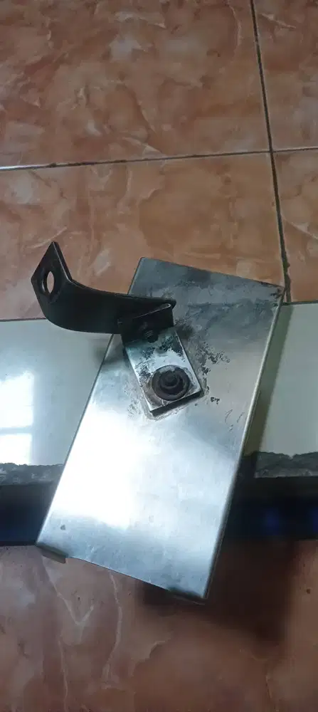 Holder besi full stainless kuat anti karat