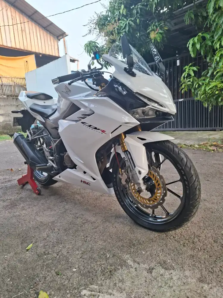 Honda cbr 150r k45r 2021