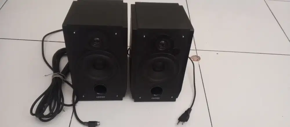 Speaker EDIFIER R1700BT