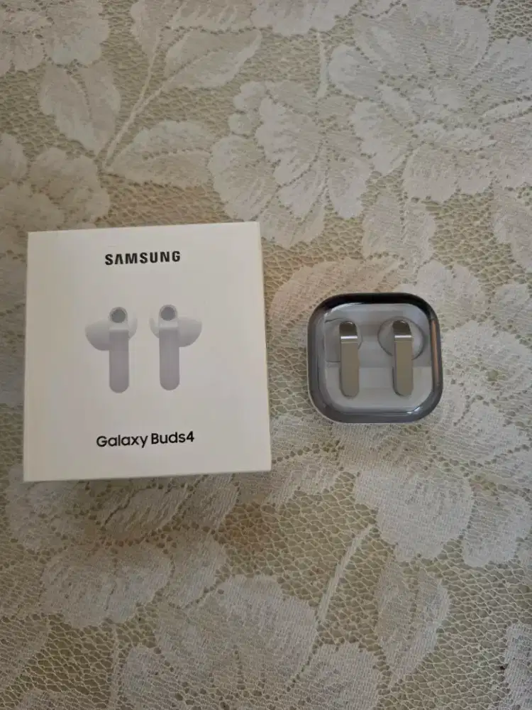 Jual Samsung Galaxy Buds 4 White