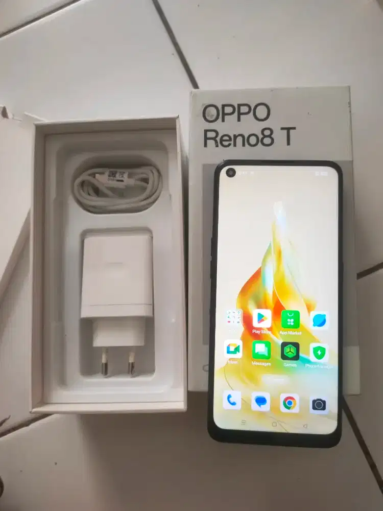 Jual butuh Oppo reno 8t ram 8+8gb, 256gb nego