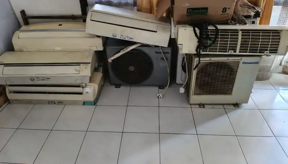 Menerima ac bekas rusak