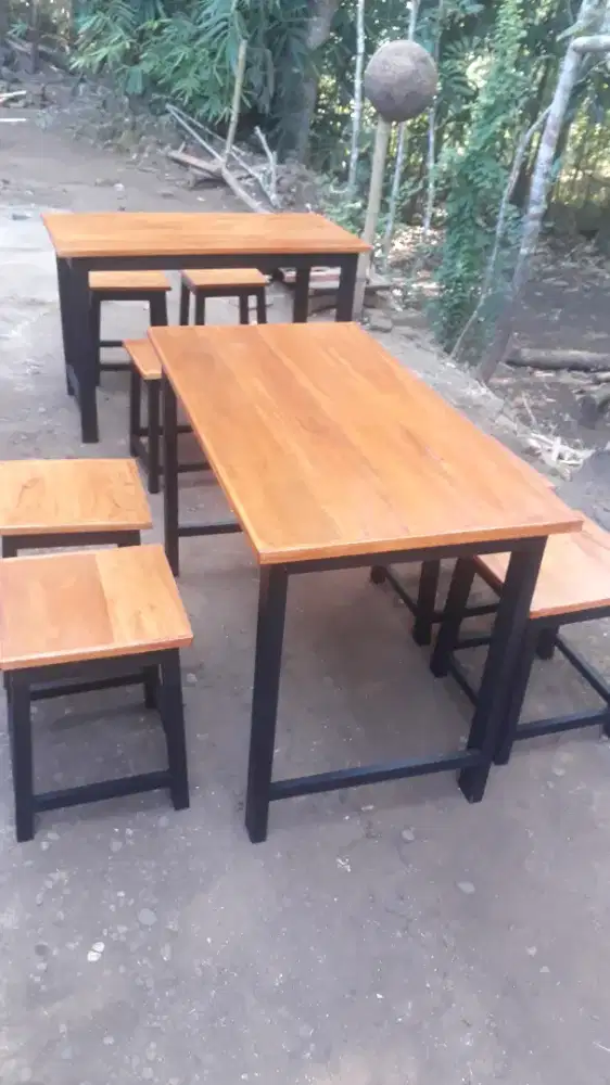 Meja kursi warung makan dll